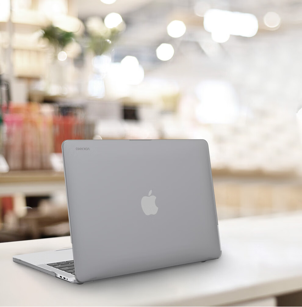VOKAMO 2026 New M5 Compatible MacBook Pro 14-inch Protective Case Matte Translucent Cover for Apple Laptop M5/4/3/2 12