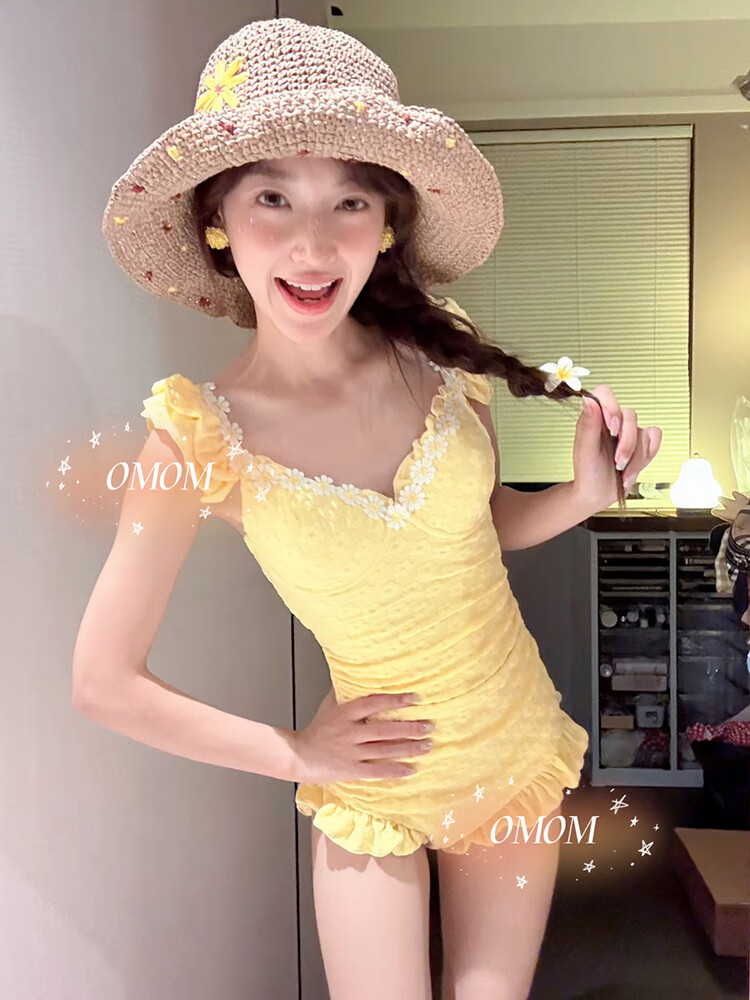 OMOM New One-Piece Premium Swimsuit for Women, Stunning Gathered Design, Small Bust, Tummy Control, Slimming, Vacation Hot Spring, Yellow, M 4