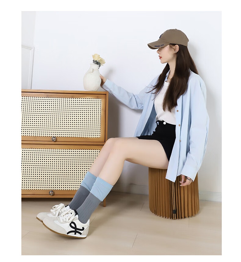 Global Vintage Red German Training Shoes Women 2026 New Stylish Casual Sports Agan Sneakers 4