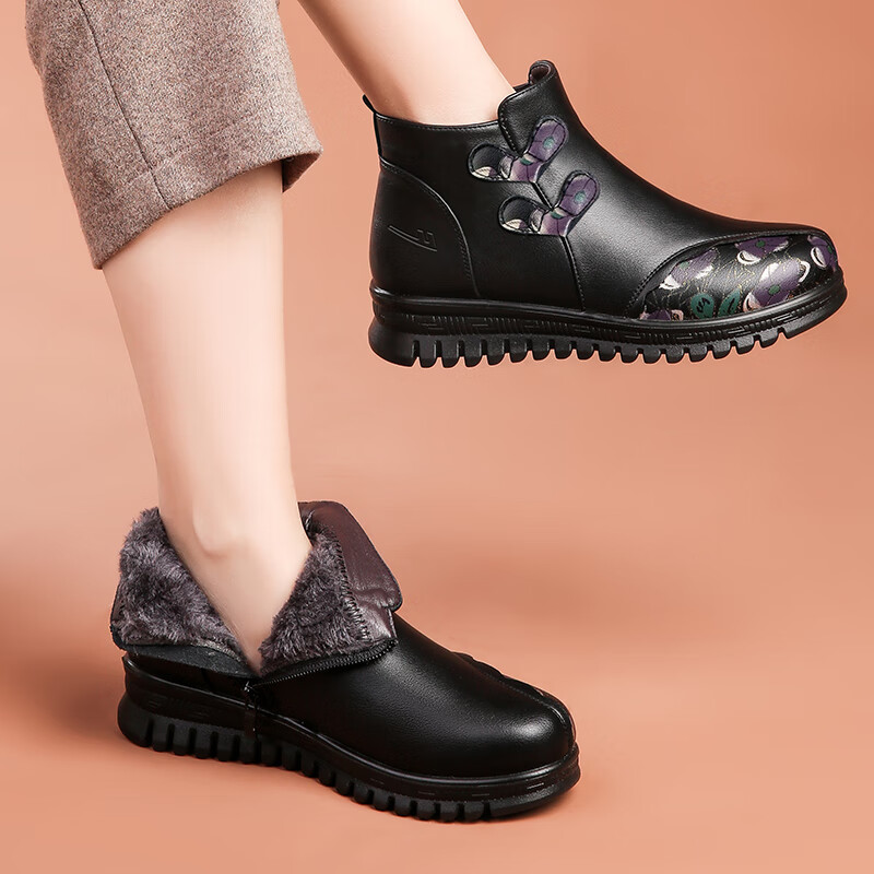 Warrior Winter Cotton Shoes Non-Slip Elderly Short Boots Mid-Aged and Senior Women Fleece Lined Warm Leather Shoes Winter Model 1731 Black Size 39