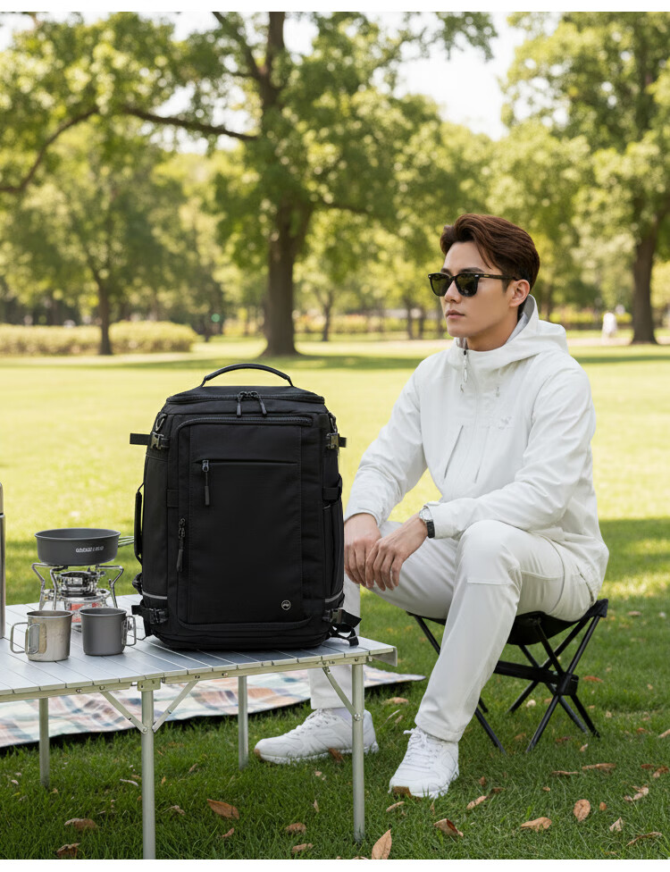 One's Member Fashion Multifunctional Sports Backpack Business Travel Expandable Gym Student School Bag Night Black 2