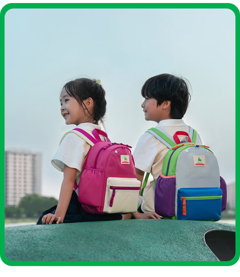 SHUKIKU Children's Lightweight Water-Resistant Backpack (Limited Edition), Dream Light Year S+ 18