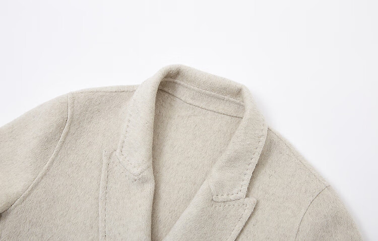 Dme [Elegant Aesthetics] Winter New Slim Fit Long Sleeve Double-Breasted Shearling Wool Short Coat for Women 13