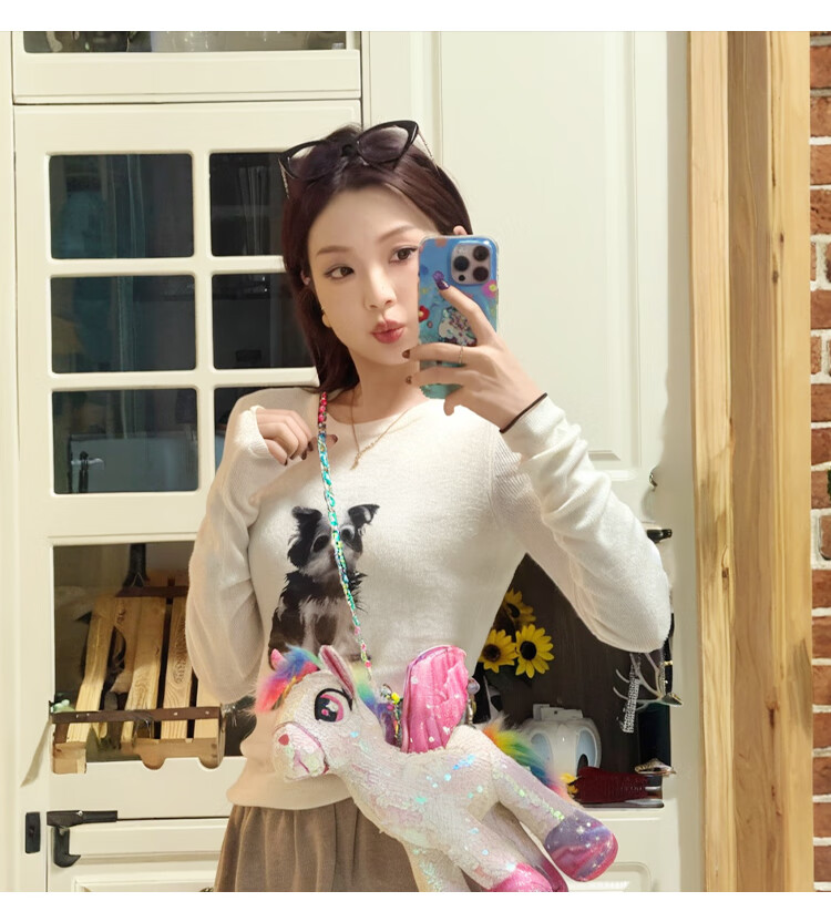 Liangpiandujiao Shou White And Blue Crossbody Bag, Children's Small Bag, Cute Birthday Gift Box 3