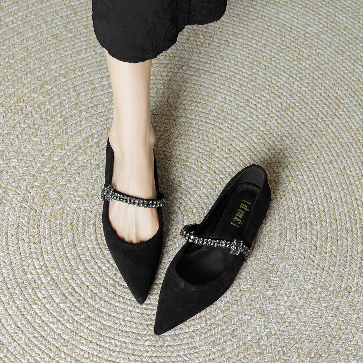 Demana Elegant Commuter Autumn Winter Everyday Versatile Low-Key Rhinestone Matte Suede Flats Women's Work Shoes