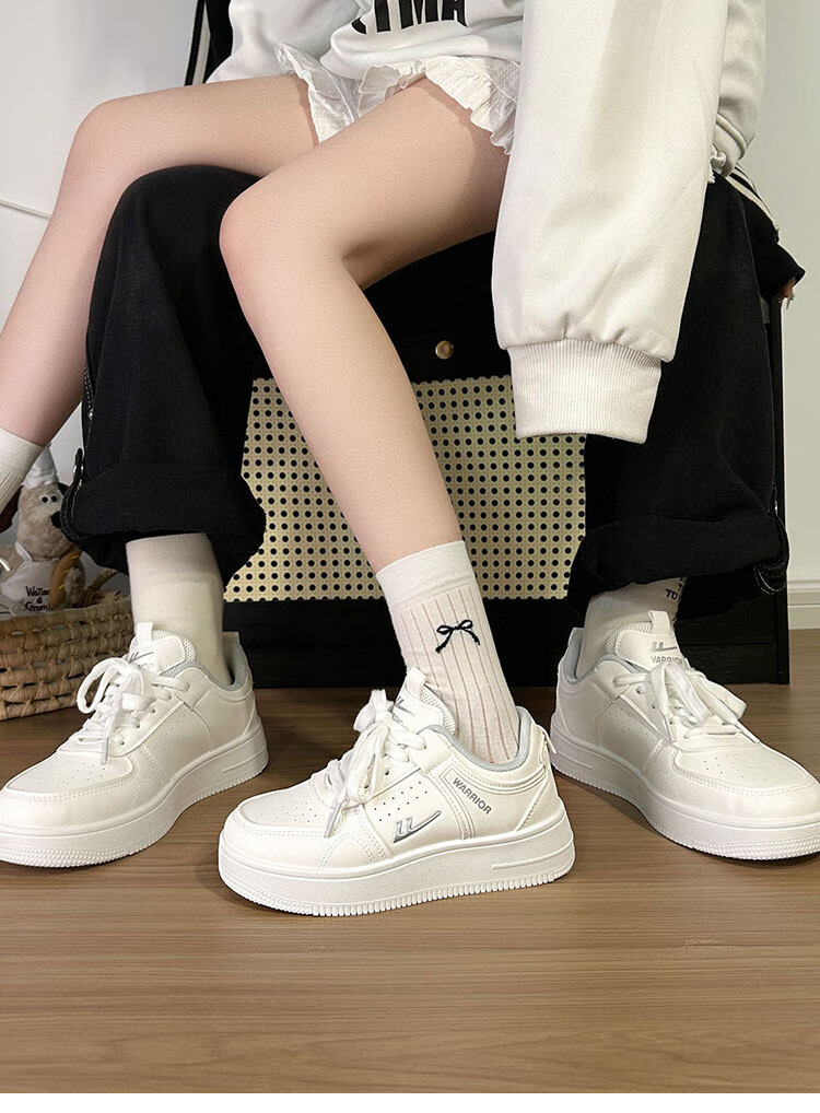 Huili Air Force One Couple Sneakers for Women And Men, Autumn Casual Shoes, Versatile Footwear for Women, White And Silver, Size 42 3