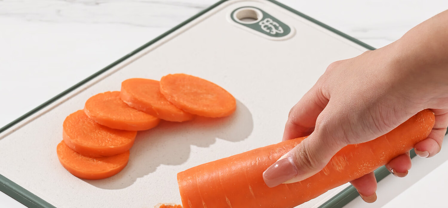 CaROTE Antibacterial and Mildew-Resistant Food-Grade Plastic Cutting Board for Fruits and Vegetables, 26cm, Baby Food Prep Board 4