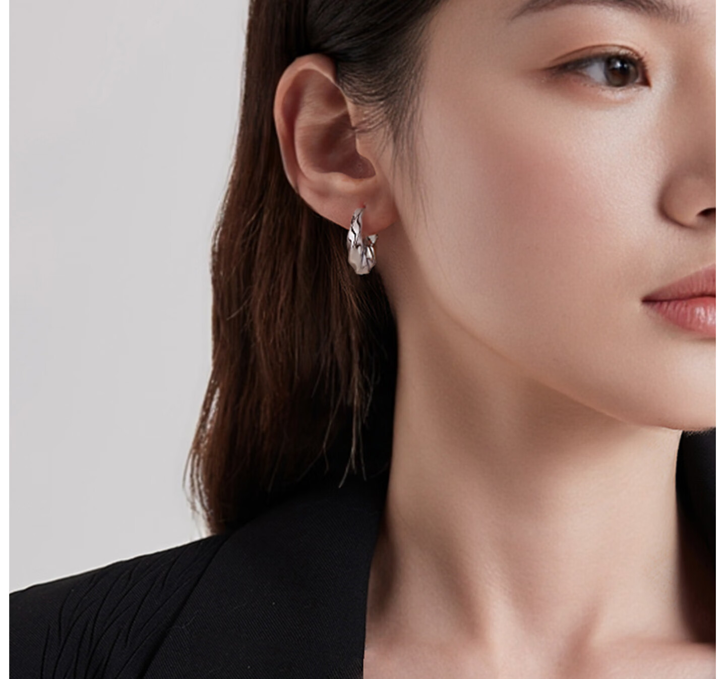 Qlady Wrapped Silver Earrings, Gold Earrings for Women, Unique And Beautiful Ear Studs, 2026 New Year Elegant Hoop Earrings Gift 14