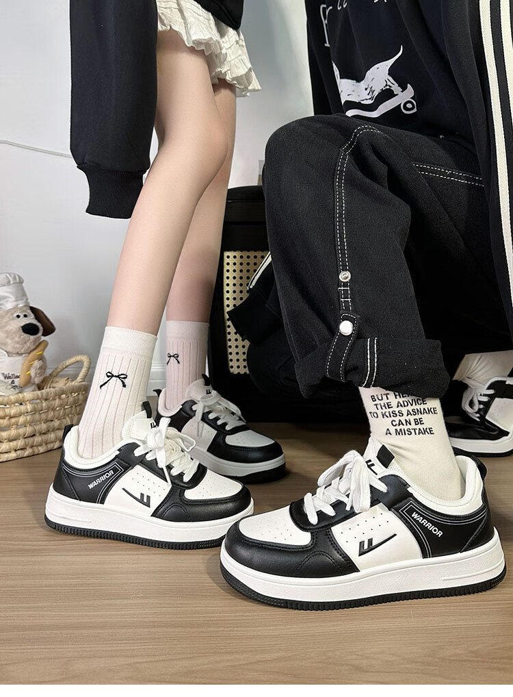 Huili Air Force One Couple Sneakers for Women And Men, Autumn Casual Shoes, Versatile Footwear for Women, White And Silver, Size 42 20