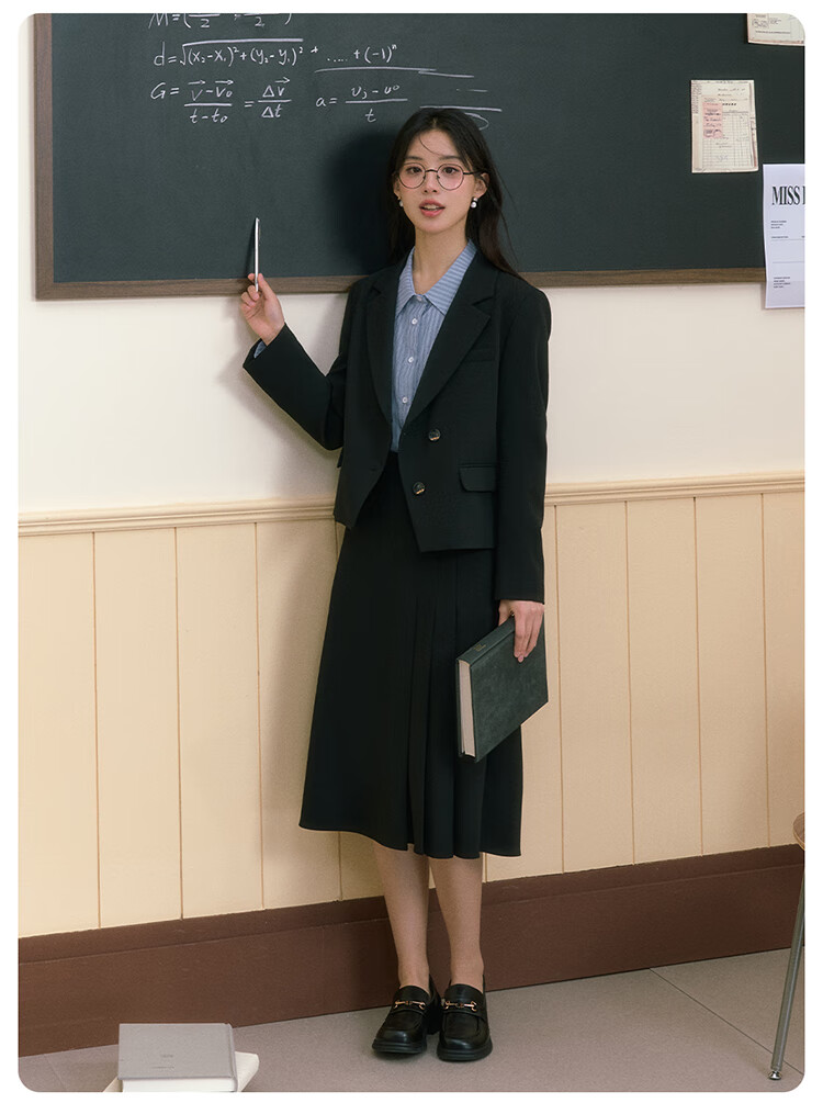 Miss Bird Lightweight Office Commuter Suit Set for Women Petite Short Blazer Professional Interview Formal Wear 12