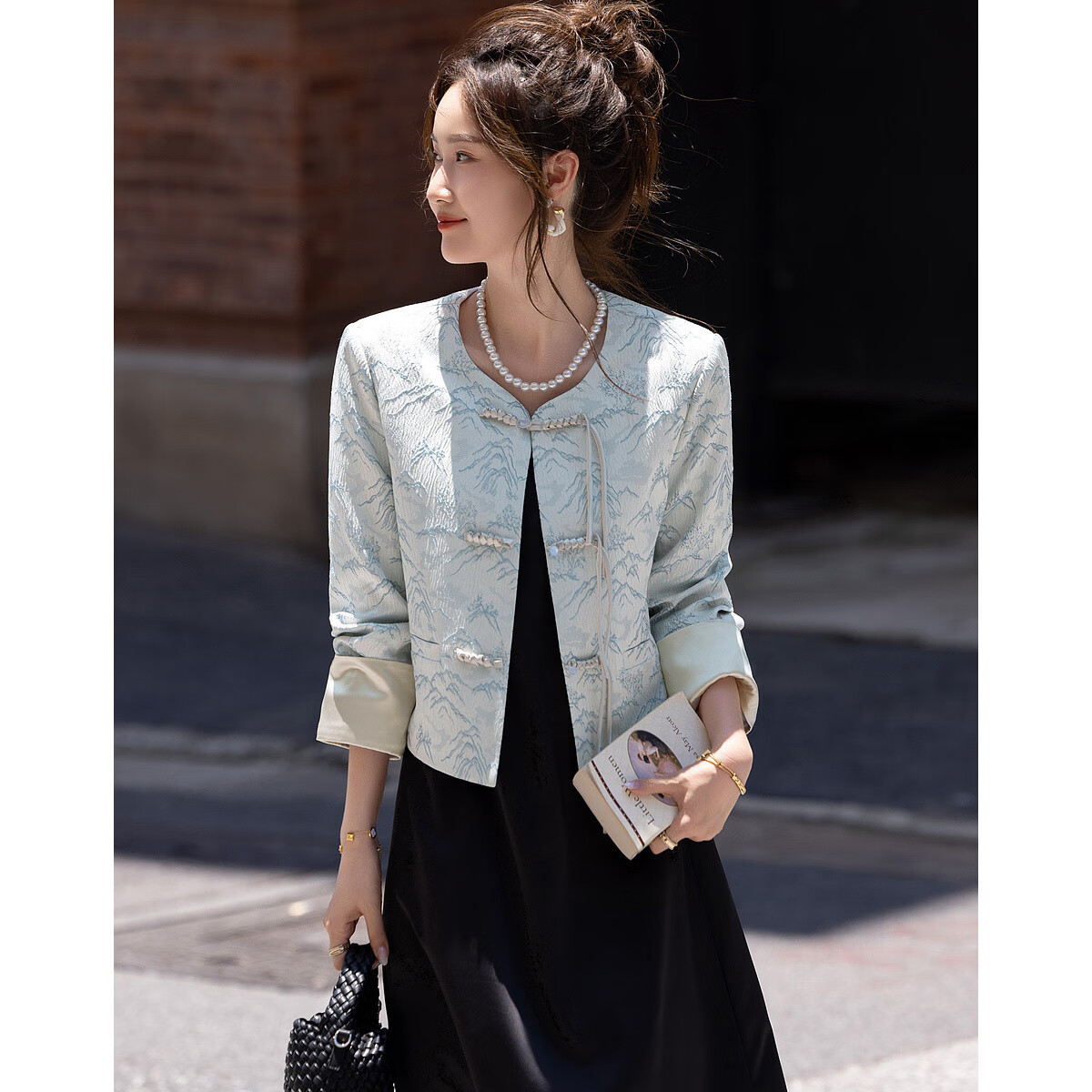 Dme Cold White Tea Spring Autumn National Style New Chinese Round Neck Jacquard Tassel Button Slimming Short Coat for Women
