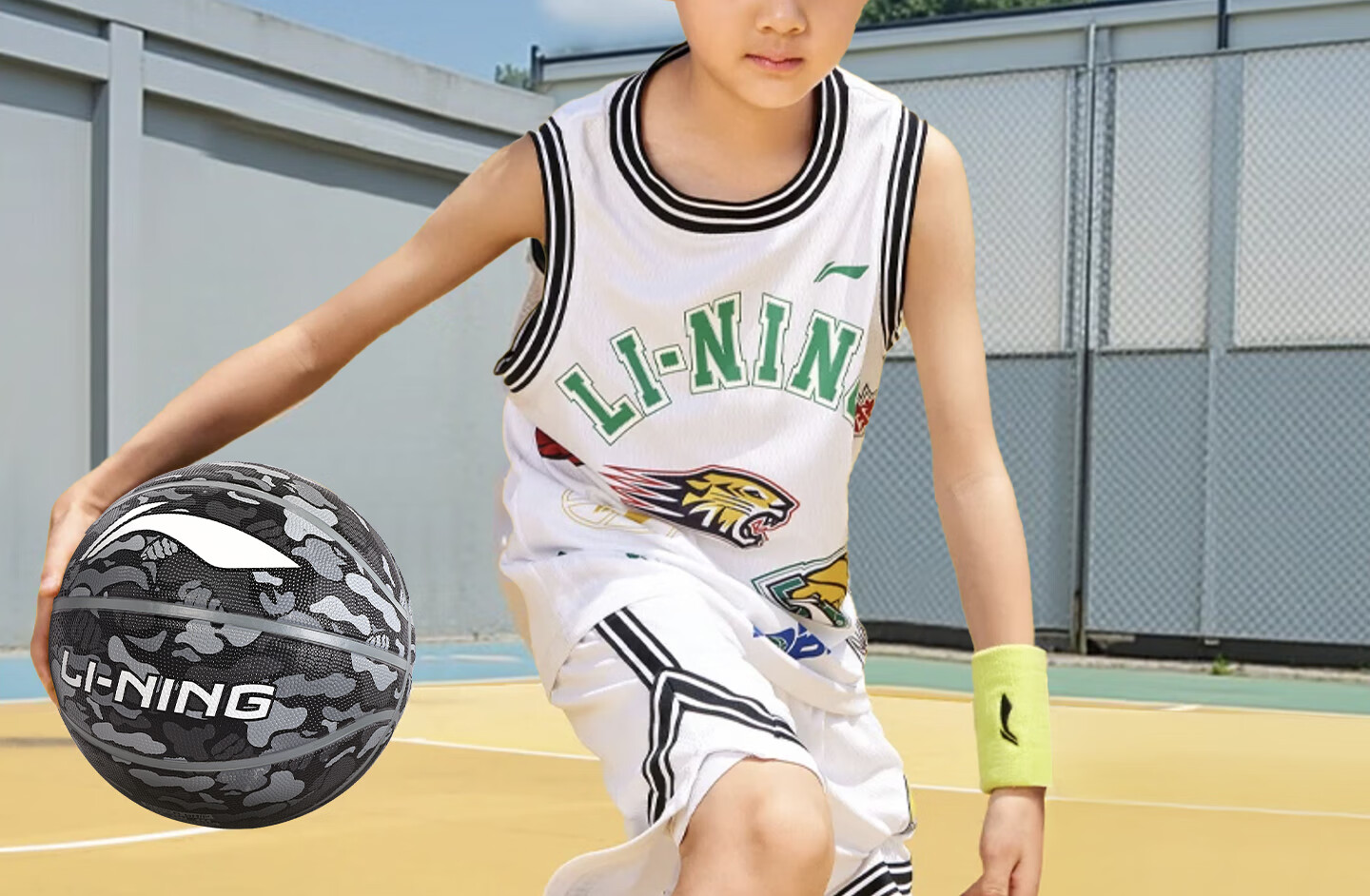 Li-Ning Basketball No.5 Children's Basketball for Ages 6-12, Primary School Training Basketball, Indoor and Outdoor Wear-Resistant Cement Court Basketball 6