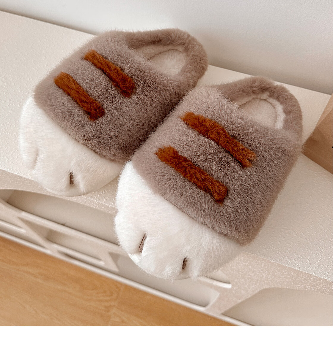 MINISO Cute Cat Paw Cotton Slippers Dormitory Cute High-Value Outdoor Indoor Home Cotton Slippers Khaki Size 42-43 6