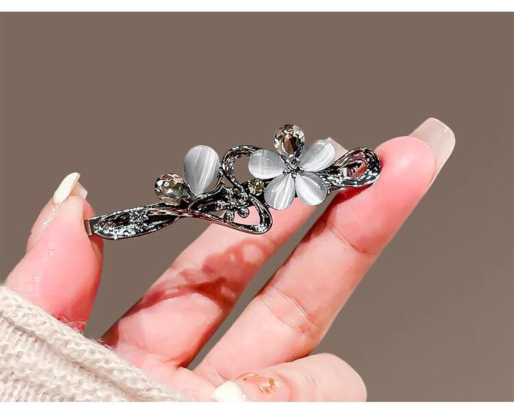 CHIMERA Delicate Floral Edge Clip Elegant Side Bang Hair Clip Duckbill Hairpin Hair Accessories for Women Birthday Gift 7