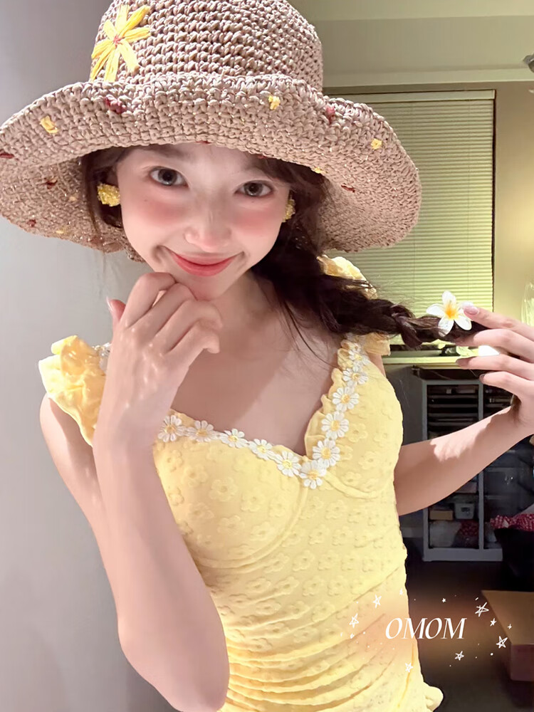 OMOM New One-Piece Premium Swimsuit for Women, Stunning Gathered Design, Small Bust, Tummy Control, Slimming, Vacation Hot Spring, Yellow, M 3