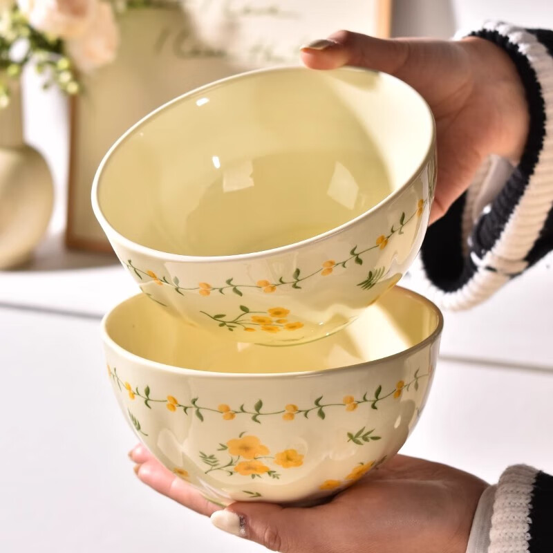 Pearson Creamy Ceramic Bowls Set of 4, 6-Inch Luxury Underglaze Painted Soup Noodle Bowls for Home