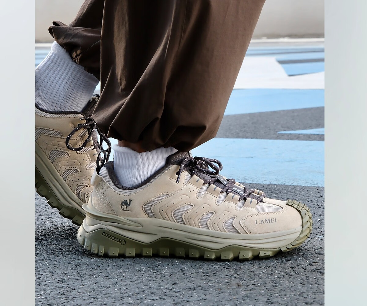 CAMEL Outdoor Hiking Shoes for Men, 2025 Autumn New Model, Durable Trekking Shoes, Versatile Sports Casual Shoes 7011 8