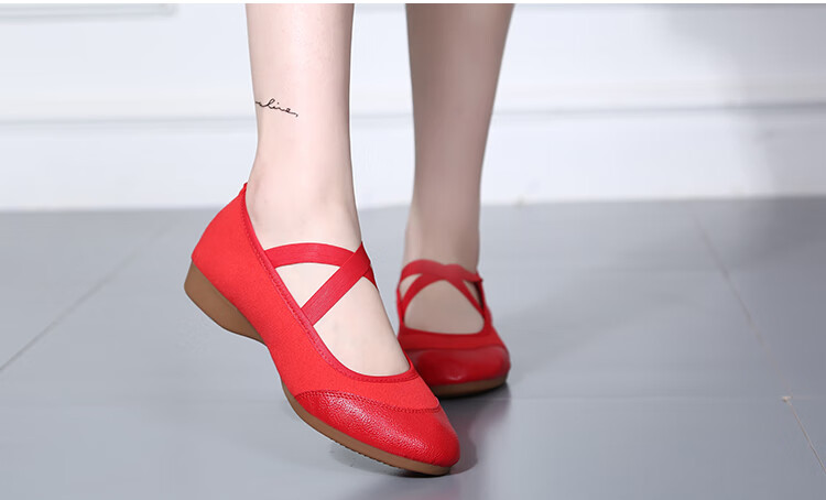 Teslita Red Dance Shoes Women Soft Sole Middle-Aged and Elderly Adult Mid-Heel Square Dance Canvas Shoes Black 14