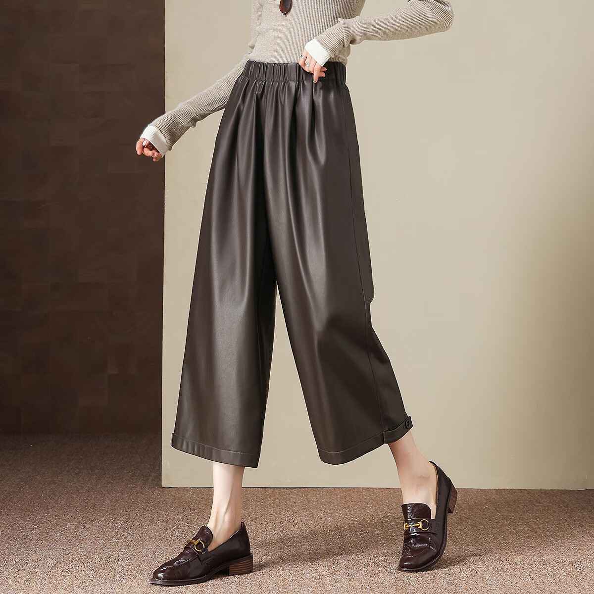 Demana [Button Adjustable Cuff] Winter Glossy PU Elastic High-Waist Cropped Straight-Leg Loose Women's Casual Pants
