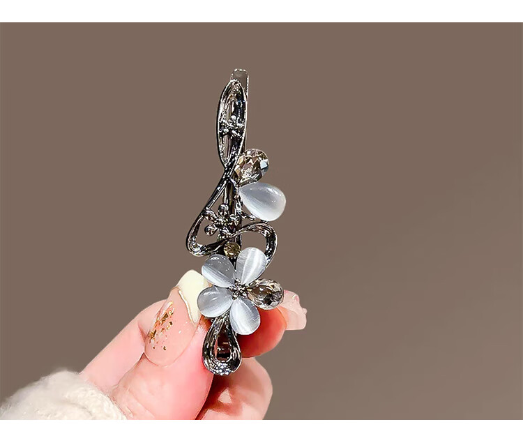 CHIMERA Delicate Floral Edge Clip Elegant Side Bang Hair Clip Duckbill Hairpin Hair Accessories for Women Birthday Gift 6