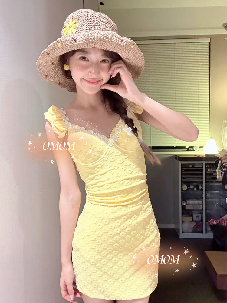 OMOM New One-Piece Premium Swimsuit for Women, Stunning Gathered Design, Small Bust, Tummy Control, Slimming, Vacation Hot Spring, Yellow, M 2