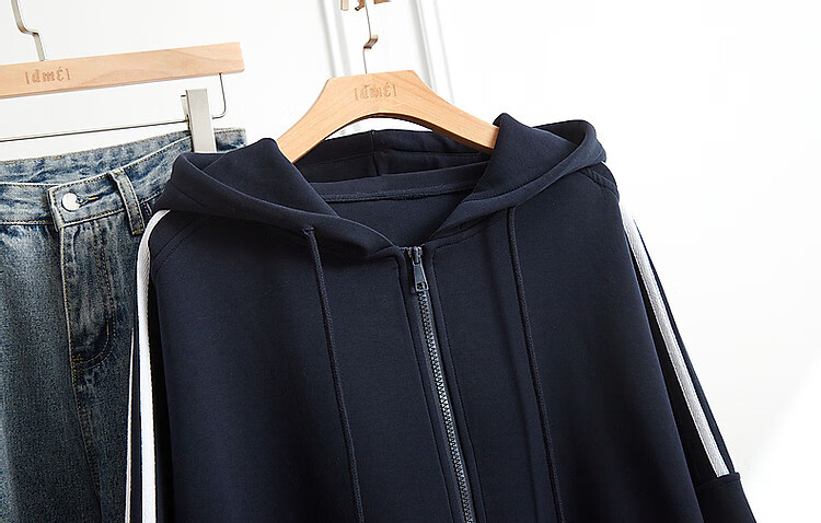 Demana Colorblock Webbing Winter Hooded Loose Fit Long Sleeve Slightly Stretchy Casual Adjustable Hem Short Jacket for Women 3