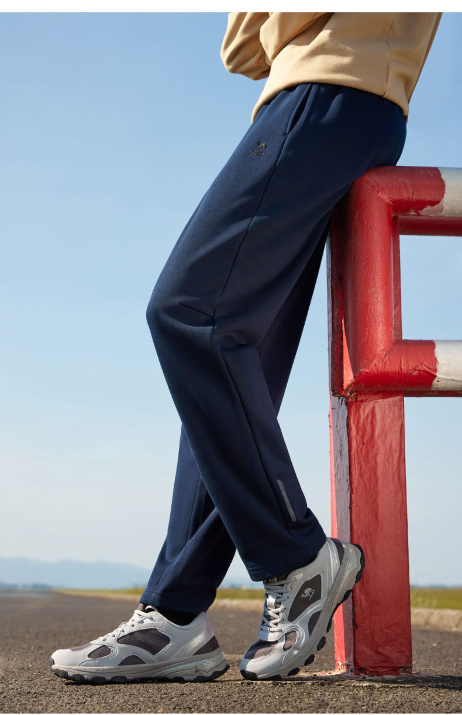 CAMEL Fleece Lined Men's Sports Pants Loose Casual Straight Knit Trousers J13CAVL6034 Phantom Black L 7