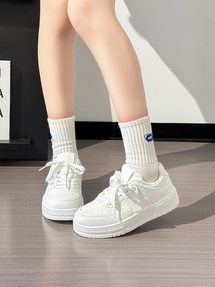 Huili Black And White Panda Couple Shoes, Unisex Thick-Soled Sneakers, Versatile Sports Casual Shoes for Men And Women, White, Size 38 18