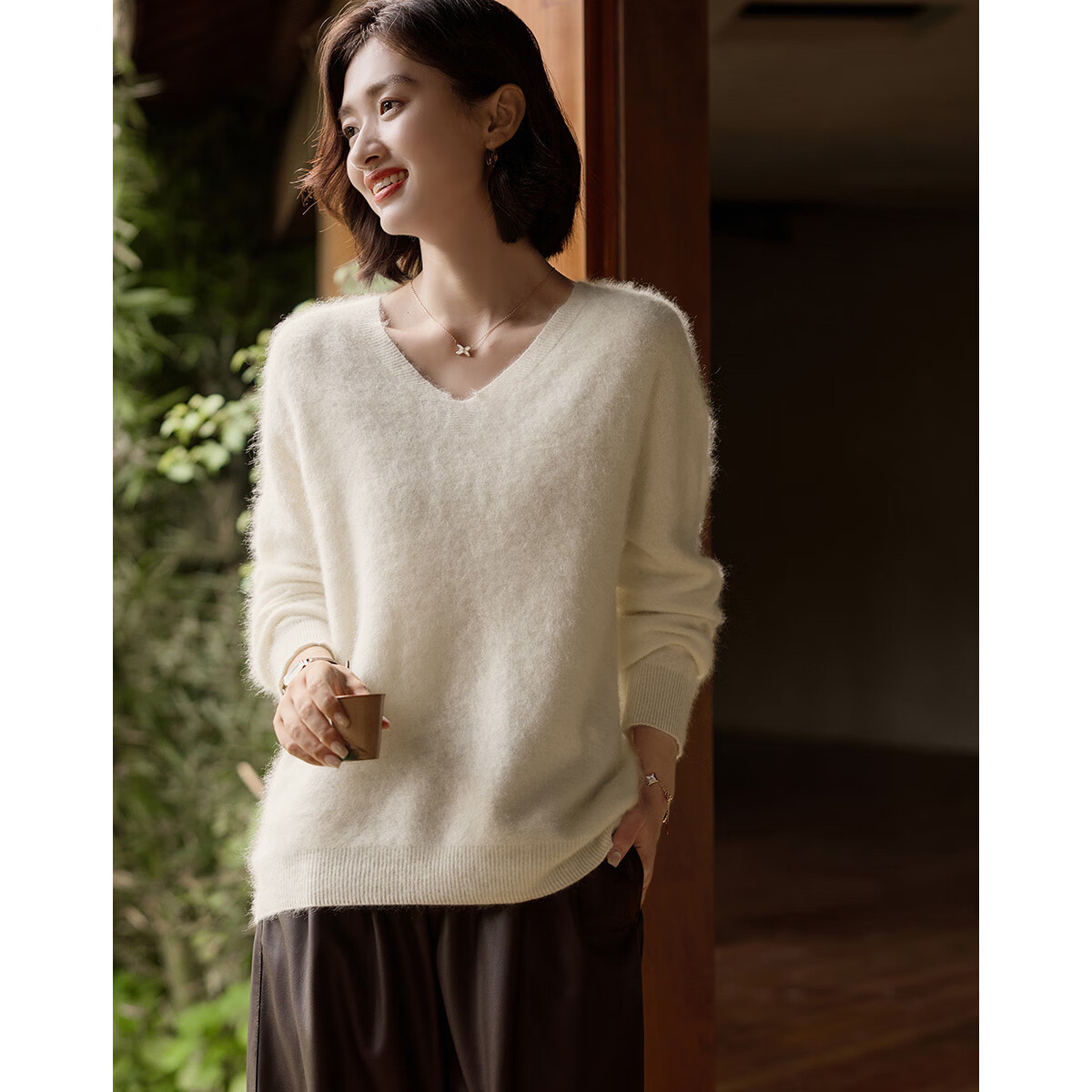 Dme 【Voluminous Merino Wool】Winter V-Neck Drop Shoulder Ribbed Fleece Knit Sweater for Women