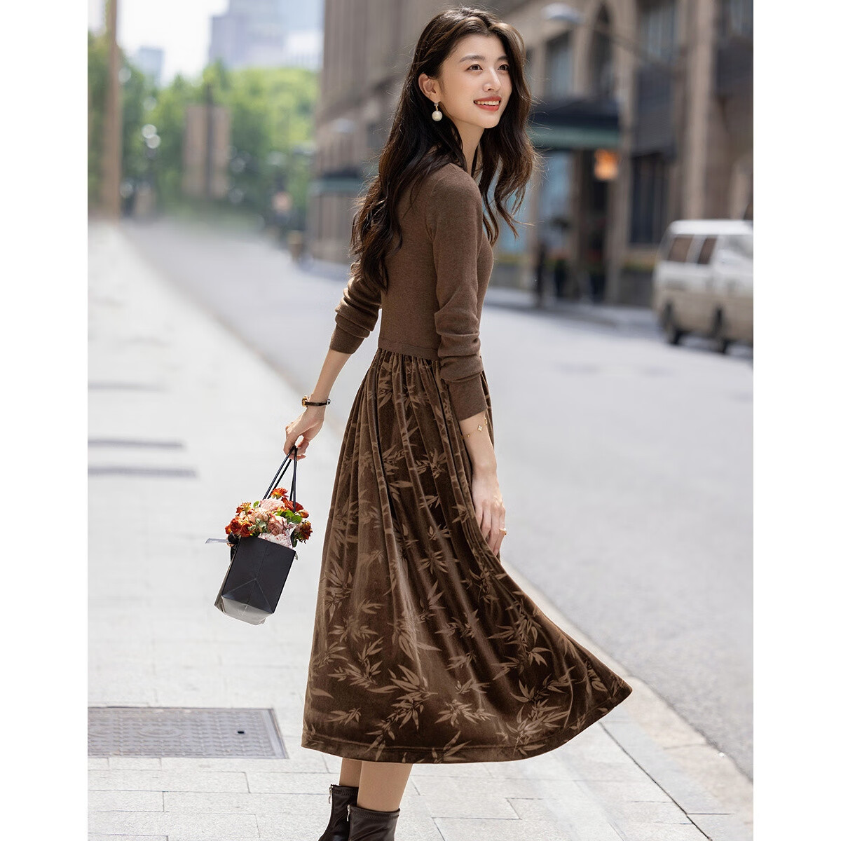 Demana Autumn French Style Velvet Embossed Splicing Waist Slim Fit Petite Women's Dress with Wool