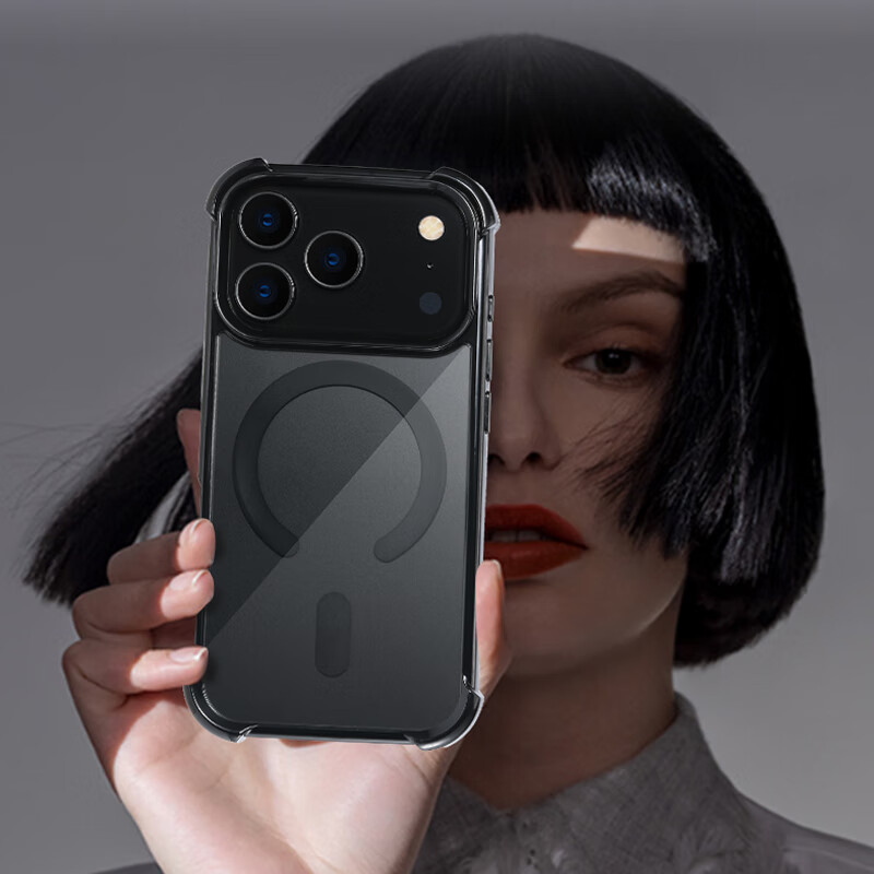 Чехол для iPhone 17