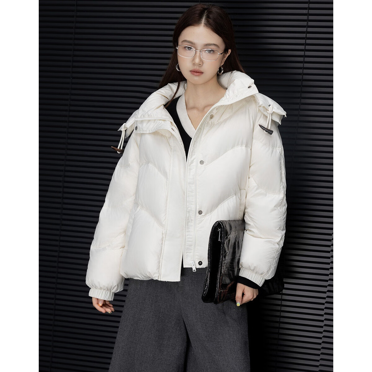 Demana 30D Air Gel Winter Volcanic Rock High-Strength Heat Retention Antibacterial 90% Duck Down Hooded Women's Down Jacket