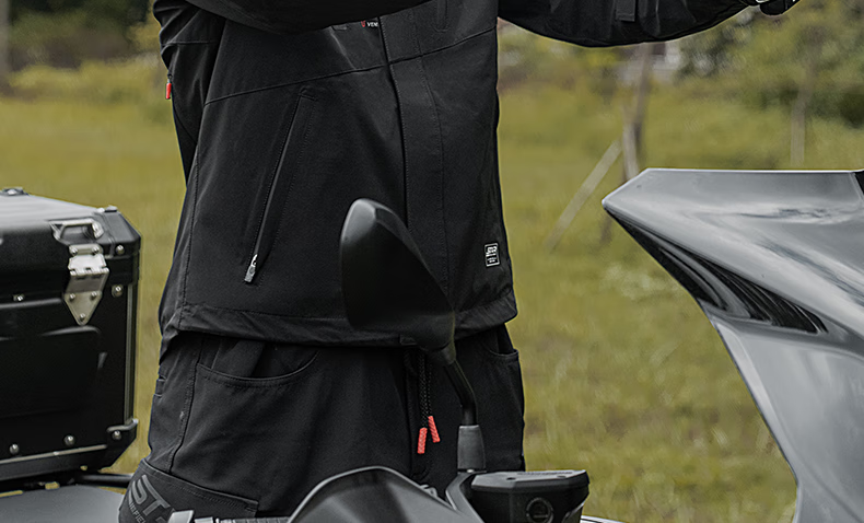 STAR FIELD KNIGHT Motorcycle Riding Jacket for Men, All-Season Use, Warm Fleece-Lined, Anti-Freeze, Water-Resistant, Motorbike Riding Windproof Coat, Size L 36