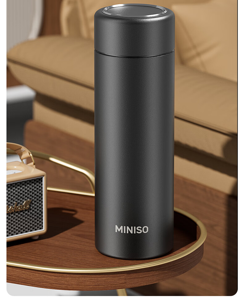 MINISO Large Capacity Temperature Display Insulated Mug 316L Stainless Steel Portable Tea Cup for Men and Women Matte Black 6