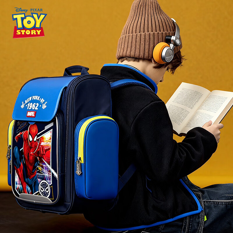 Disney Backpack for Primary School Students Grades 1-3, Spine-Protecting, Load-Reducing, Stylish Children's Backpack, Birthday Gift, Spider-Man Gift Box Editio