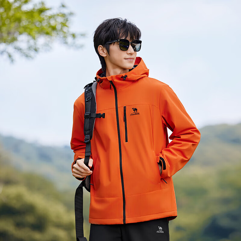 CAMEL Men's Outdoor Windproof Water-Repellent Fleece-Lined Hiking Jacket C15CAYL6023 Sun Orange XL