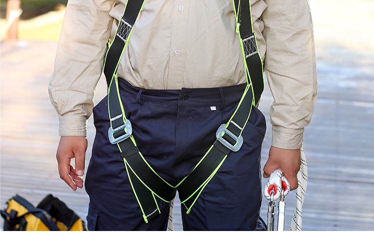 XINGGONG Five-Point Safety Harness, Full-Body Fall Protection Belt for Working at Height, National Standard, Double Large Hooks, 2 Meters, XGD-8 2