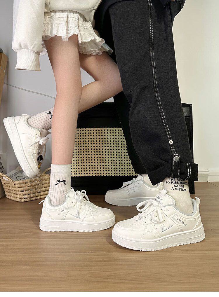 Huili Air Force One Couple Sneakers for Women And Men, Autumn Casual Shoes, Versatile Footwear for Women, White And Silver, Size 42 5