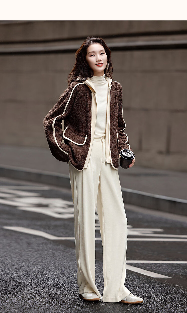 Demana Twilight Traveler Winter Urban Sports Hooded Eco-Friendly Colorblock Faux Shearling Patchwork Slimming Women's Short Jacket 9