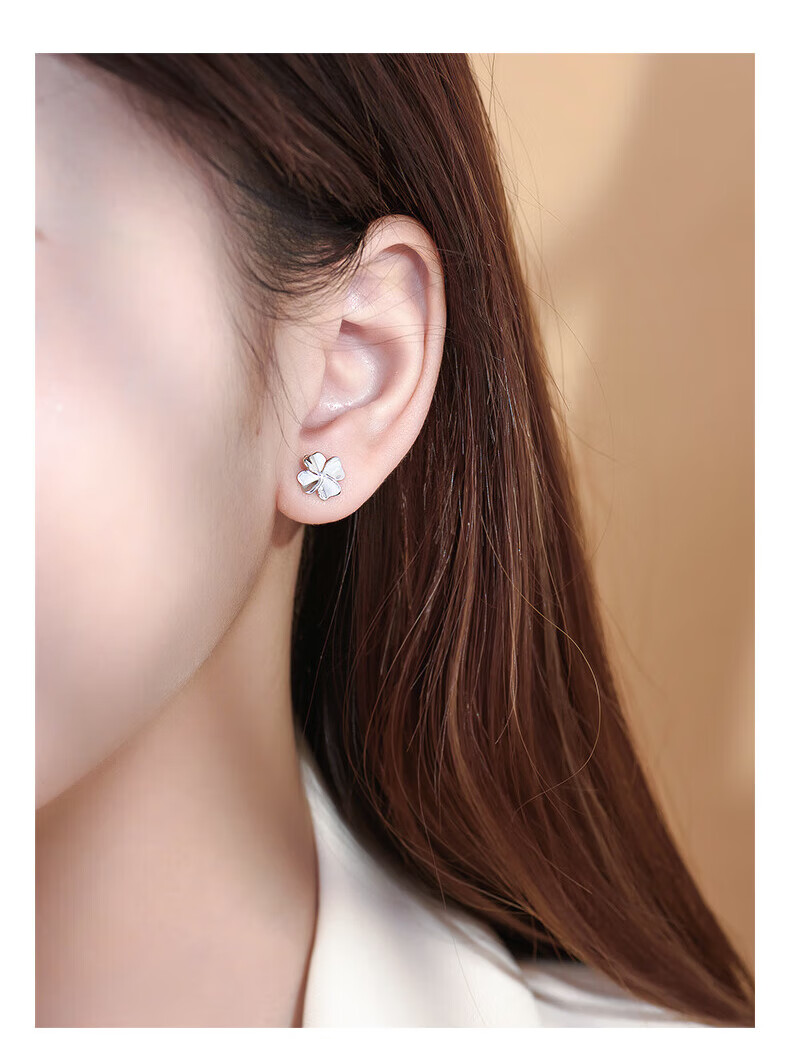 China Jewelry Pure Silver Lucky Four-Leaf Clover Stud Earrings for Women 2026 New Style Silver Ear Piercing Earrings Birthday Gift for Girlfriend 11