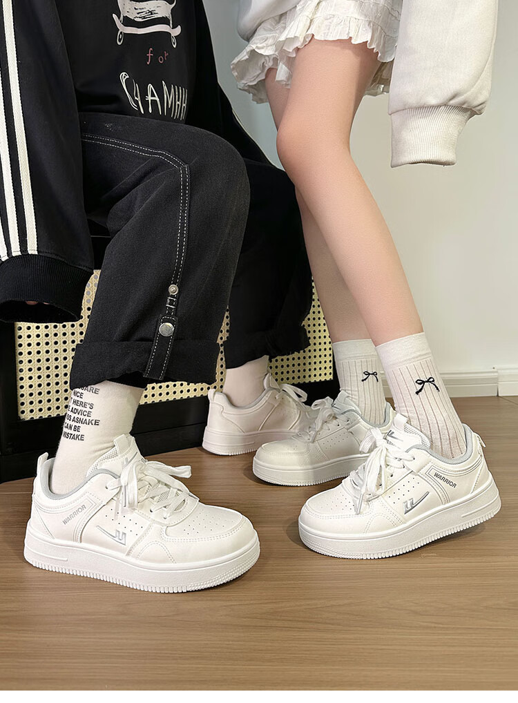 Huili Air Force One Couple Sneakers for Women And Men, Autumn Casual Shoes, Versatile Footwear for Women, White And Silver, Size 42 8
