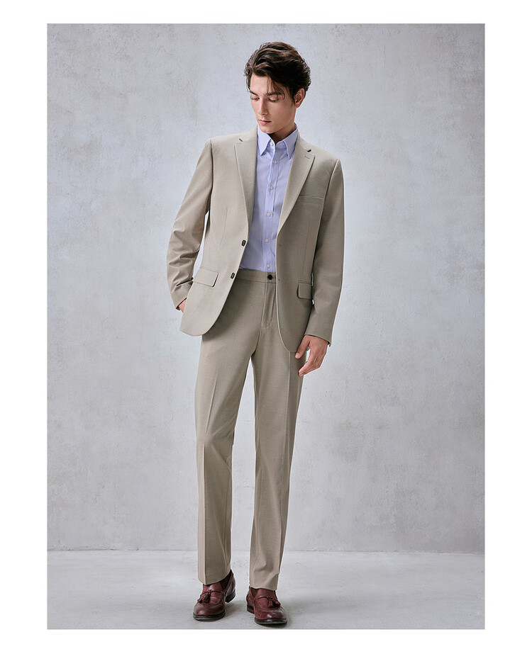 G2000 Antibacterial Multi-Stretch Business Formal Suit for Men, All-Season Office Wear 28