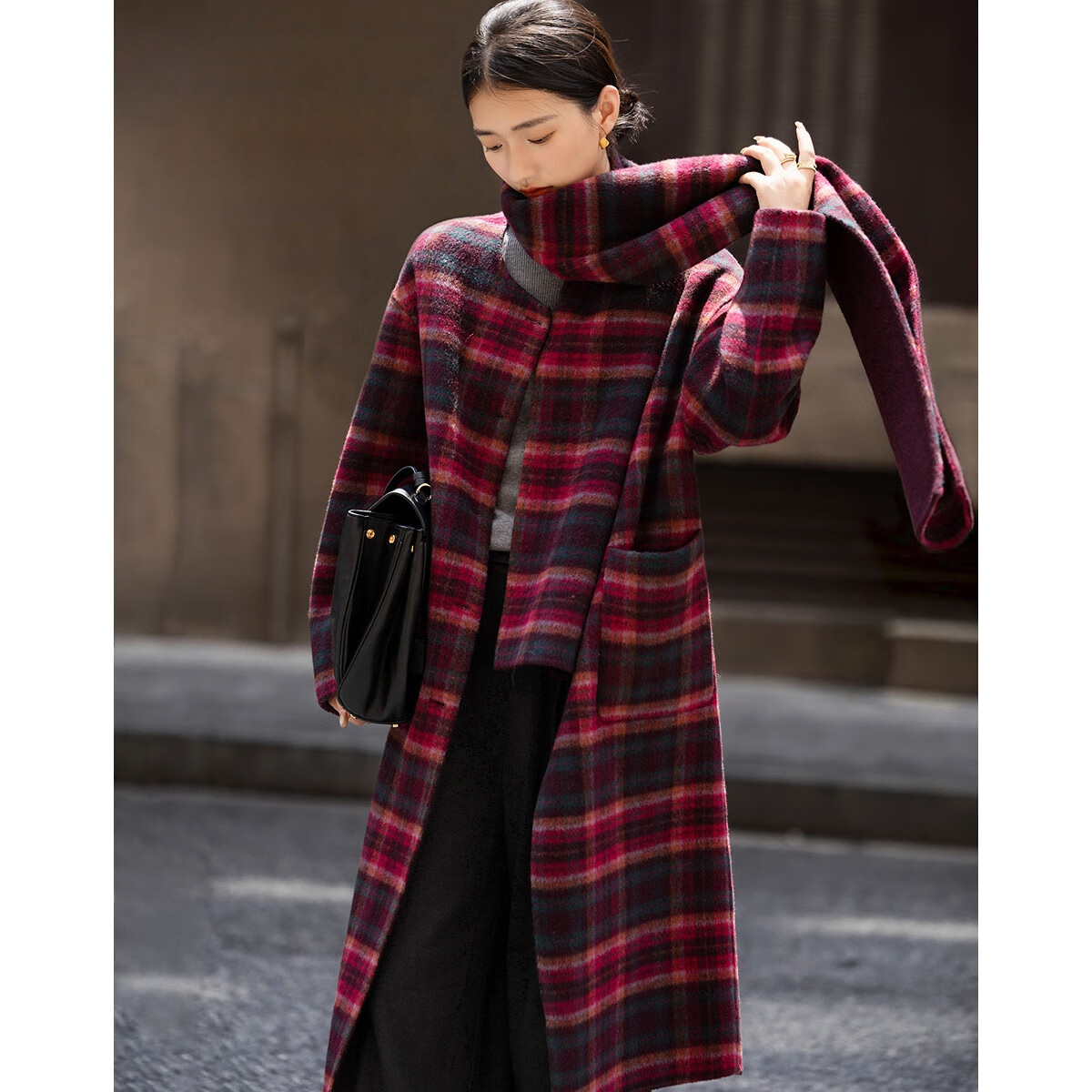 Demana Handmade Double-Sided Wool Blend Plaid Tassel Scarf Women's Winter Modern Lambswool Coat