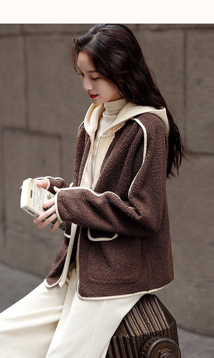 Demana Twilight Traveler Winter Urban Sports Hooded Eco-Friendly Colorblock Faux Shearling Patchwork Slimming Women's Short Jacket 8