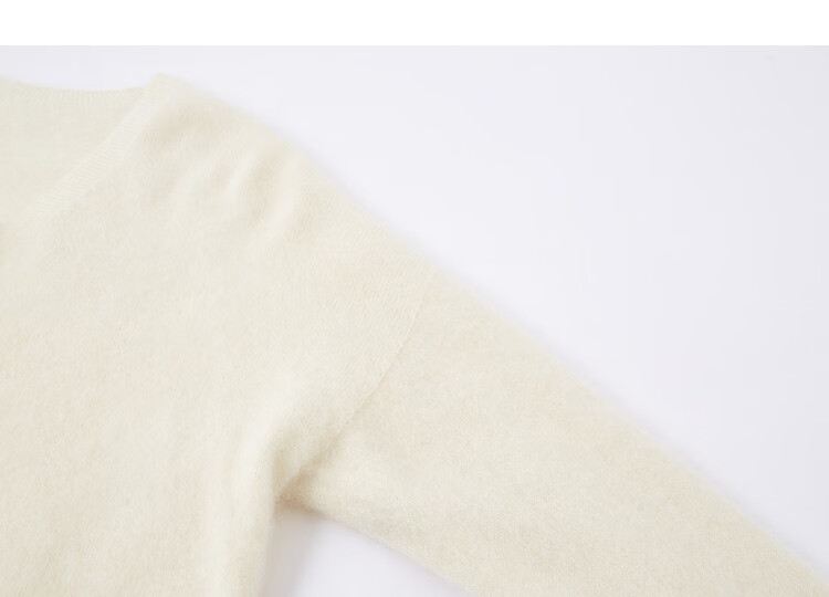 Dme 【Voluminous Merino Wool】Winter V-Neck Drop Shoulder Ribbed Fleece Knit Sweater for Women 3