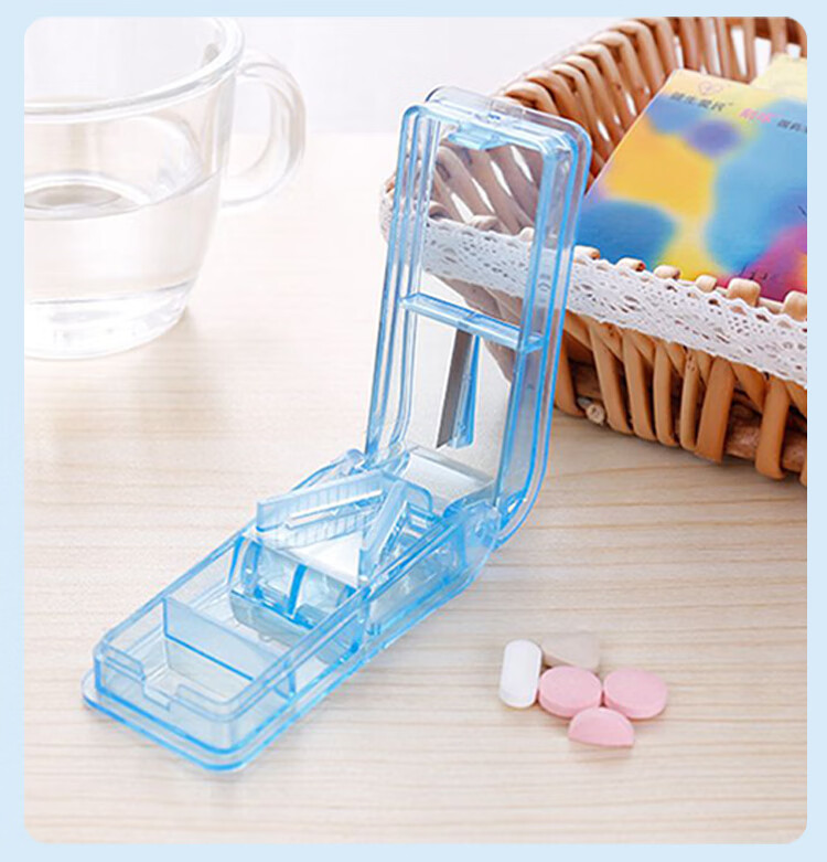 Xinqin Portable Weekly Pill Organizer, Medicine Storage Box with Double-Layer 8 Compartments, Multifunctional Container for Pills And Tablets 21