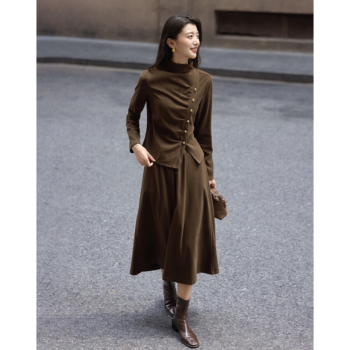 Dme [Warm Deer Velvet Set] Autumn Elegant Semi-Turtleneck Wrinkled Button-Up Top with Elastic Waist Skirt Two-Piece Set
