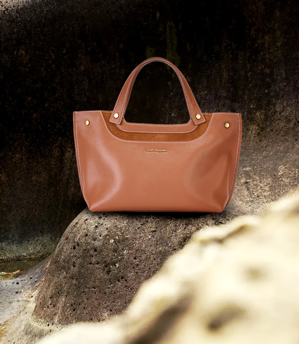 Hush Puppies 2025 New Large Capacity Fashion Trendy Shoulder Bag Commuter Crossbody Bag for Women 1