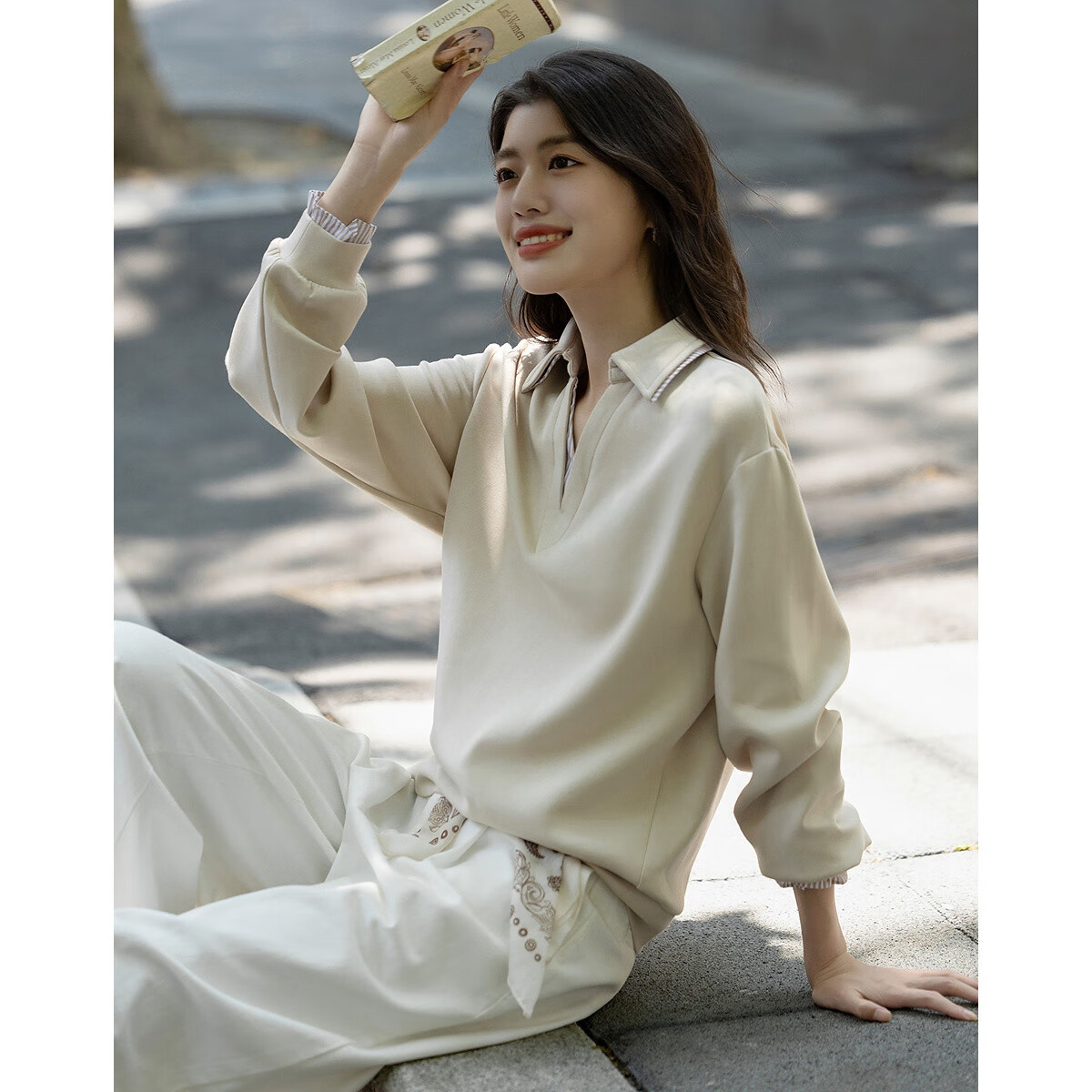 Demana [Soft 280G Air Layer] Autumn Smart Sense Light Stripe Splicing V-Neck Collar Women's Sweatshirt Top