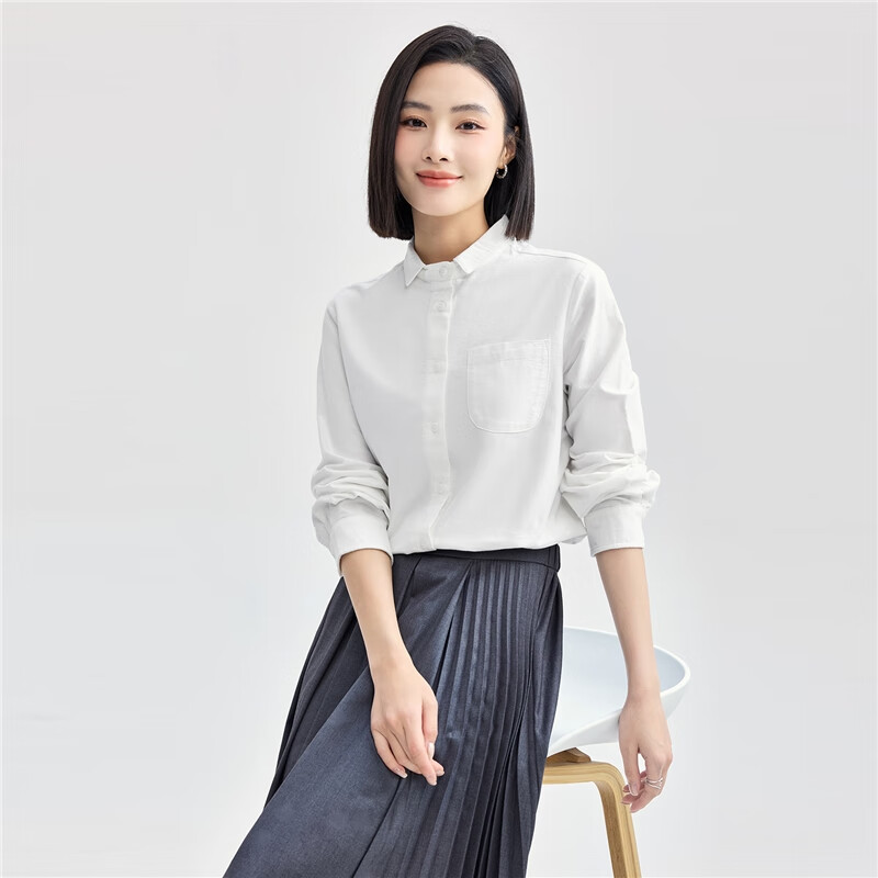 Giordano Women's Oxford Cotton Commuter Shirt with Pocket, Small Lapel, Long Sleeve Shirt 05345874